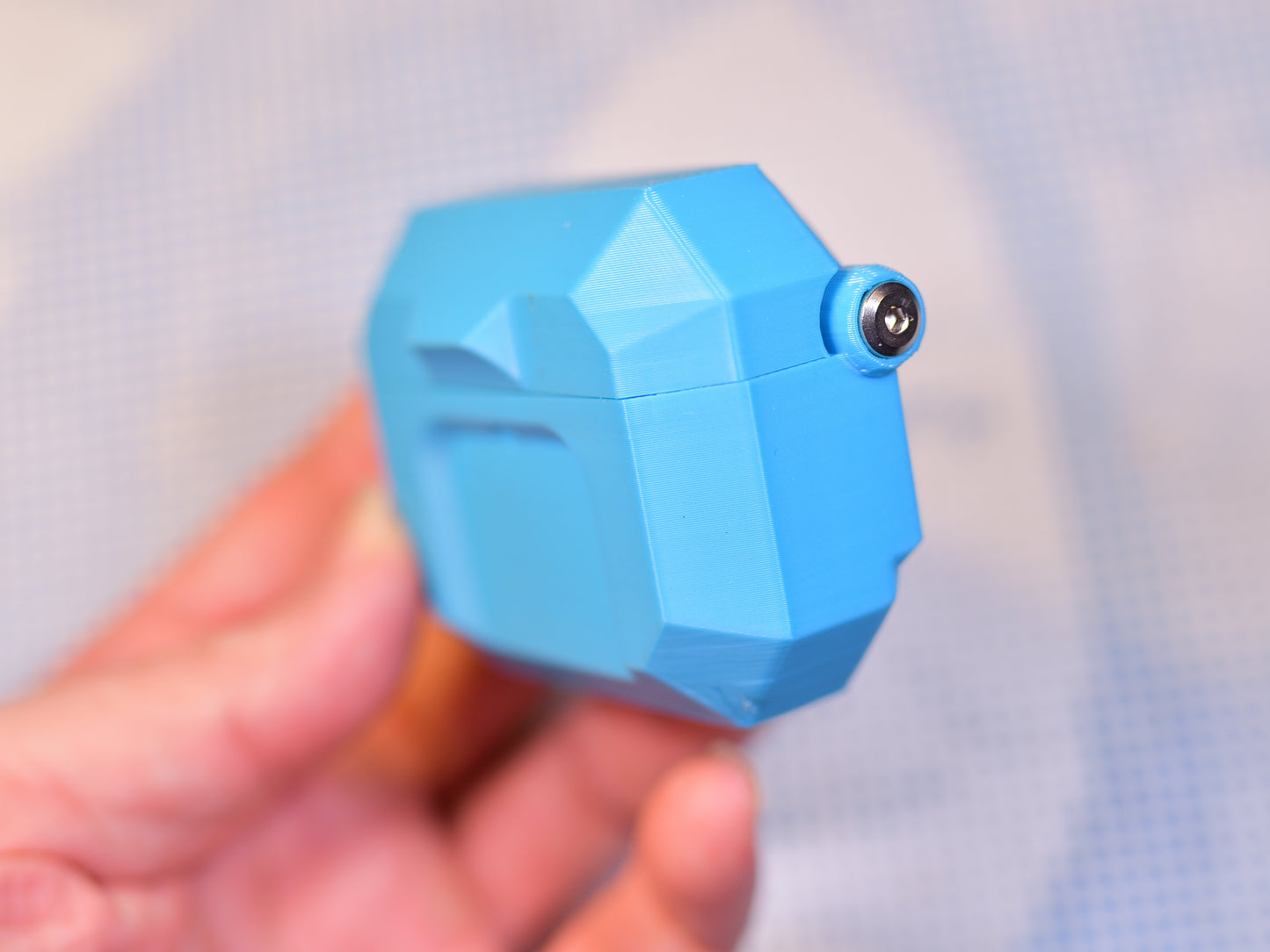 Hinged Mechanical AirPods 4 Case – No Adhesive, Screw-Based Design, 3D Printed Protective Case