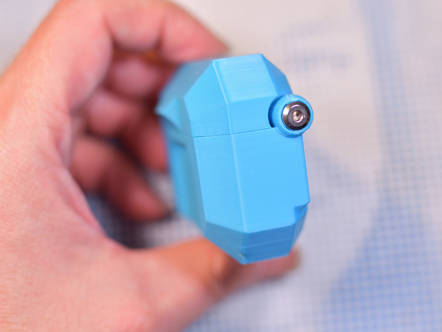 Hinged Mechanical AirPods 4 Case – No Adhesive, Screw-Based Design, 3D Printed Protective Case