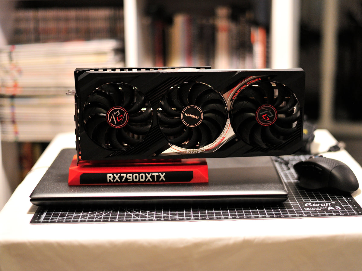 Custom GPU Display Base